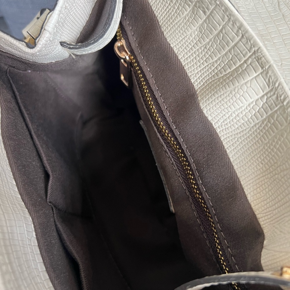 NWT DIVINA FIRENZE CONVERTIBLE BACKPACK SHOULDER BAG - Picture 8 of 10